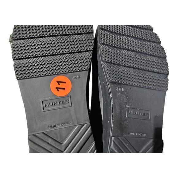 HUNTER Matte Black Boots - Size 11 - Picture 9 of 10